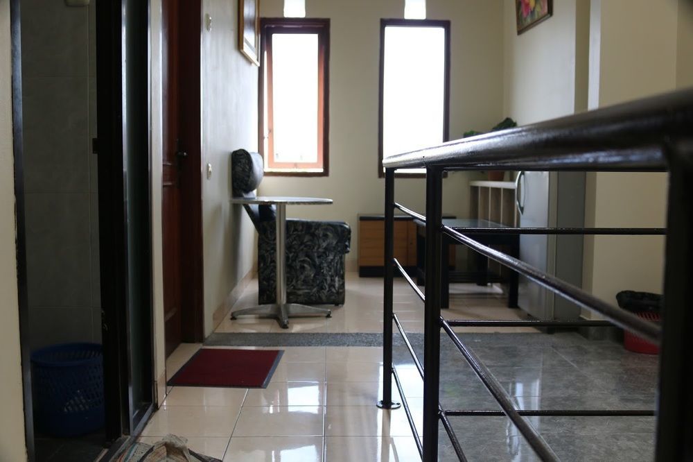Unique Pensión 1 Pasar Baru Bandung Exterior foto