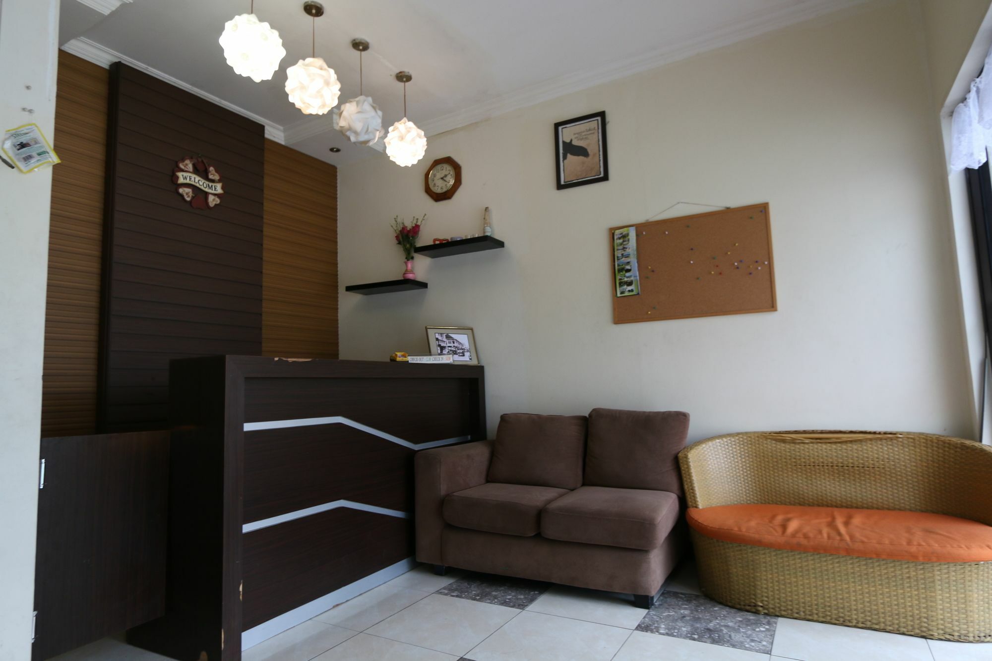 Unique Pensión 1 Pasar Baru Bandung Exterior foto